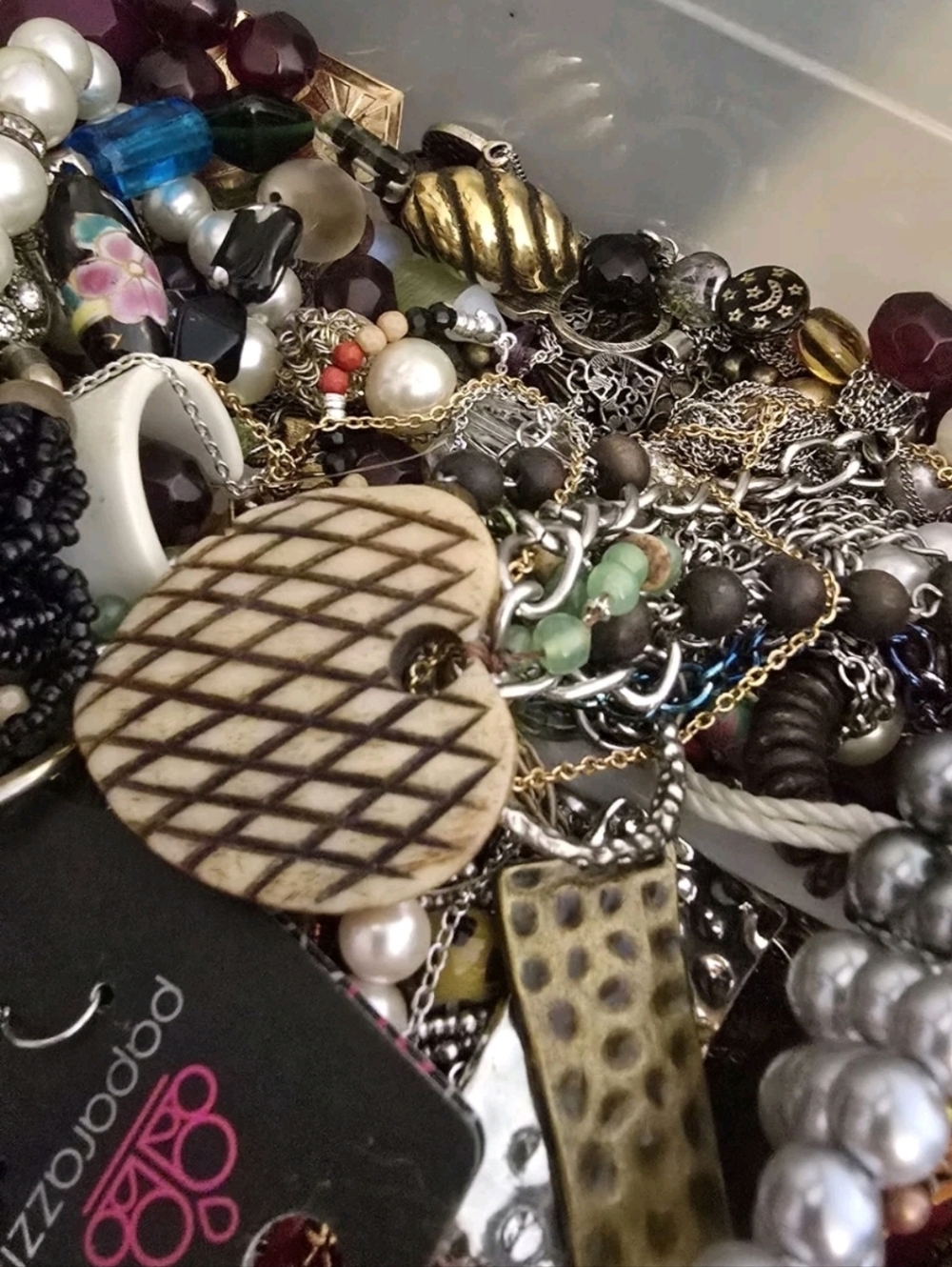 4 LB Pound Lot of Mixed Jewelry Pieces For Arts Crafts Some Wearable READ - Picture 11 of 13